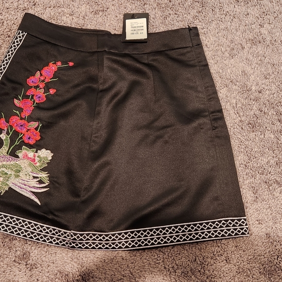 Black Mini Skirt - Picture 7 of 7